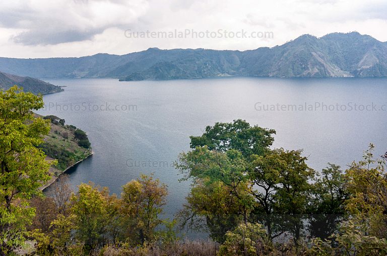 Paisaje de la Laguna de Ayarza