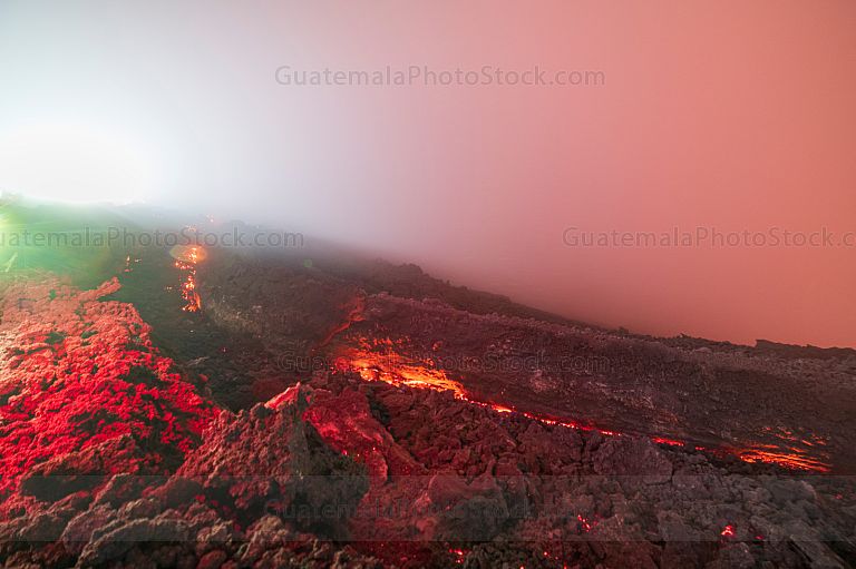 Lava en Volcán de Pacaya
