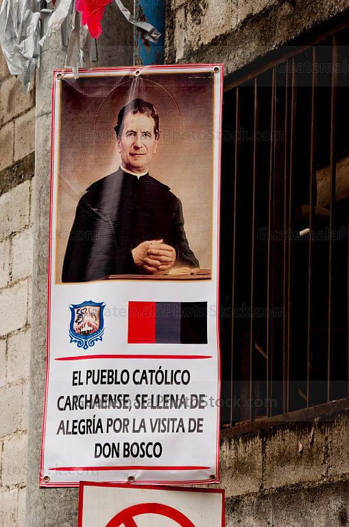 Afiche de bienvenida a las reliquias de San Juan Bosco