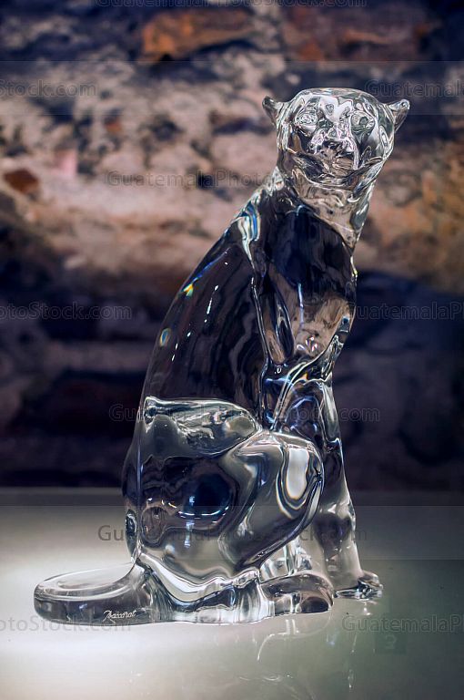 Jaguar de vidrio