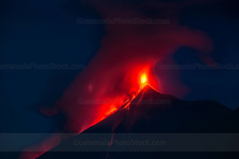 Erupción del Volcán de Fuego