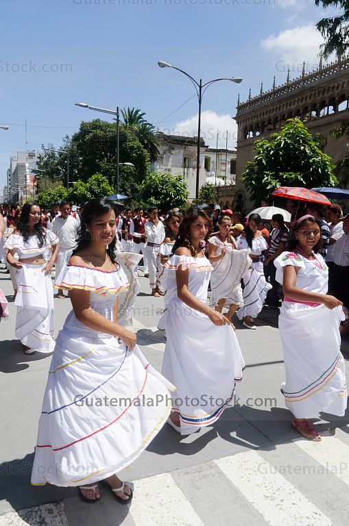 Batonistas en el Desfile del 15 de septiembre