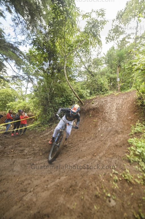 Carrera de bicicleta de montaña