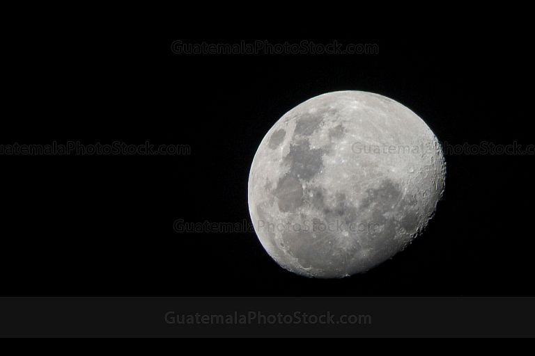 Luna creciente al 88 porciento