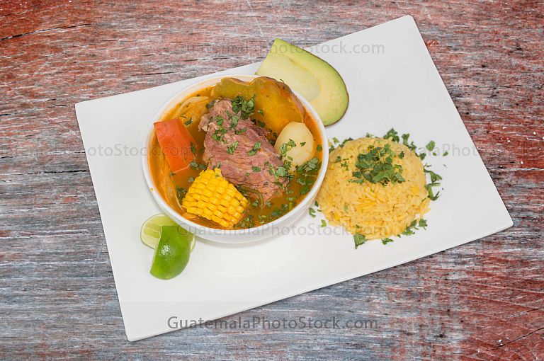 Caldo de Res