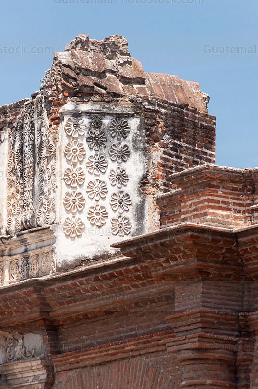 Ruina colonial de la Iglesia San Sebastian