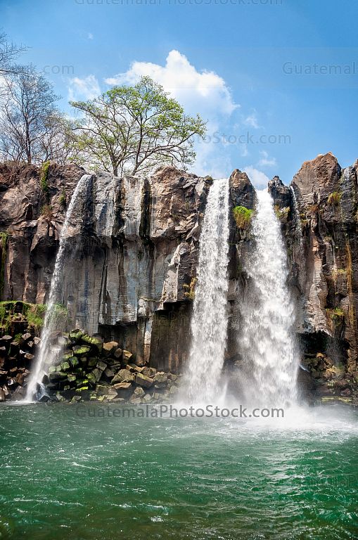Cascada Los Amates