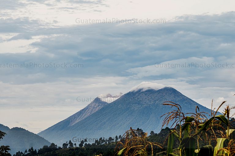 Volcán de Fuego y Acatenango