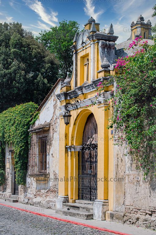 Calle de los pasos, Antigua Guatemala