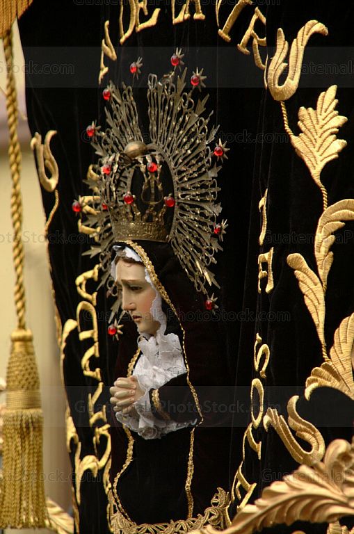 Estandarte de Hermandad Virgen de Dolores