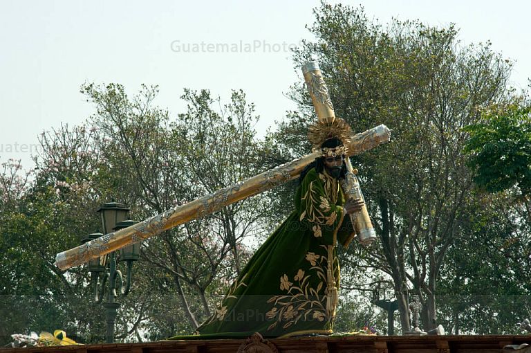 Consagrada imagen de Jesús Nazareno,