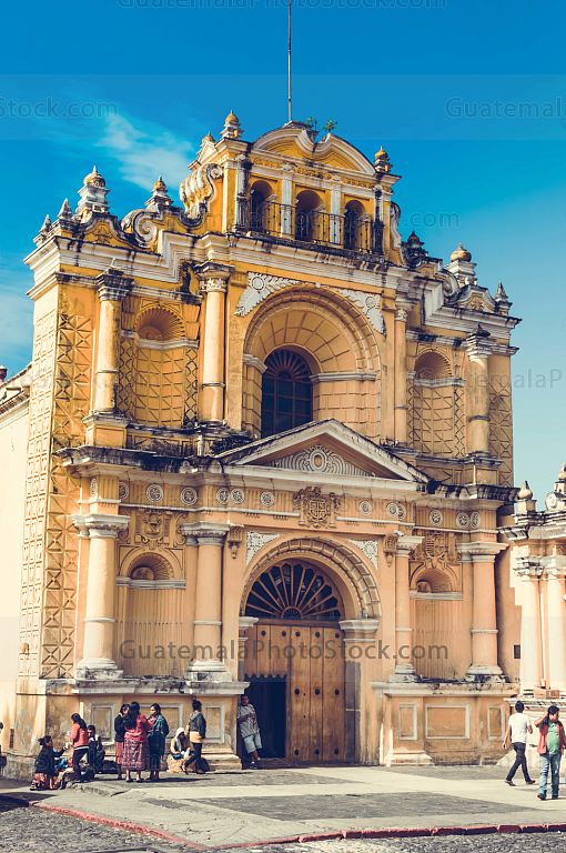 Iglesia de San Pedro Apóstol