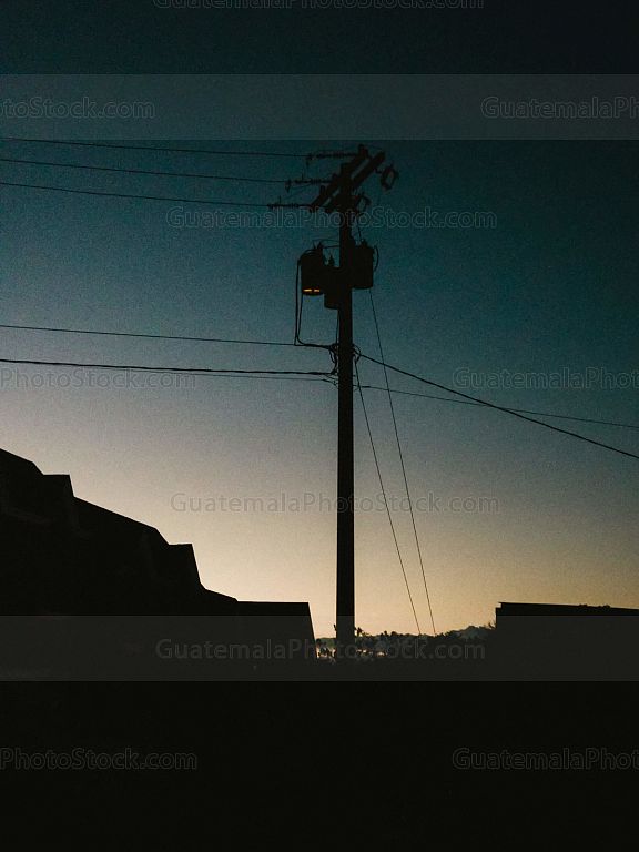 Paisaje urbano al atardecer