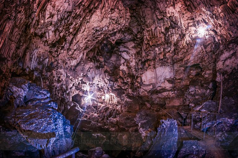 Grutas de Lanquín