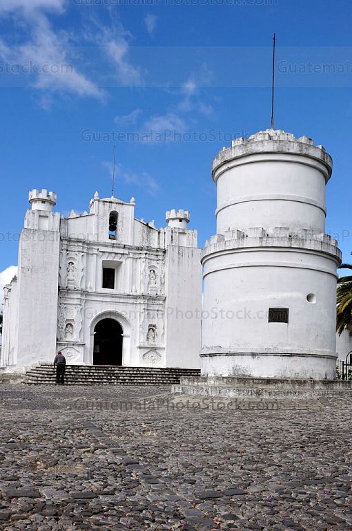 Torreón y Templo del Cerrito del Carmen