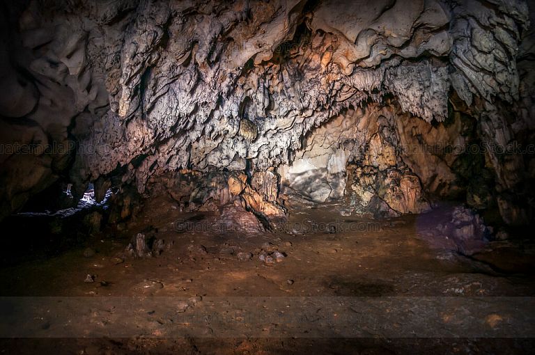 Gruta de la aldea El Socorro