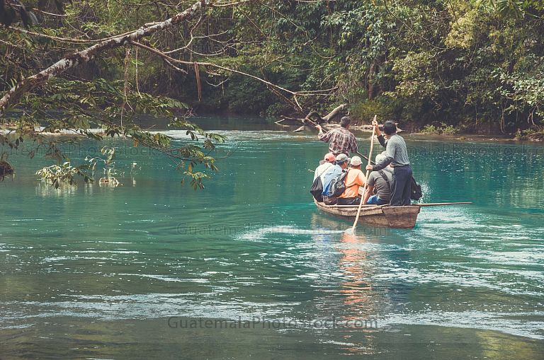 Navegando en río El Jordán