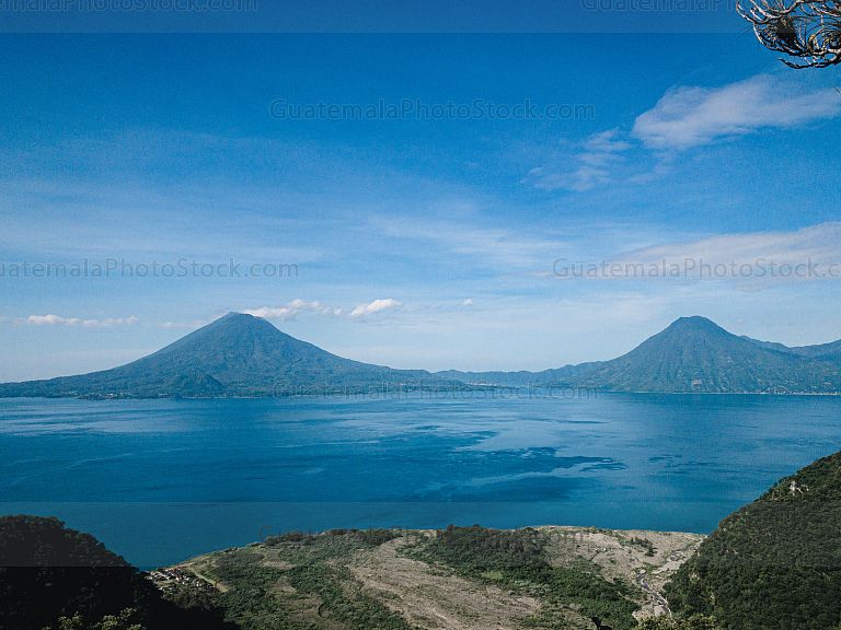 Mirador al Lago de Atitlán