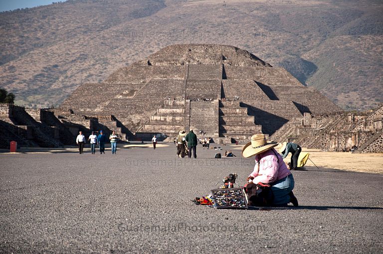 Piramide de la Luna