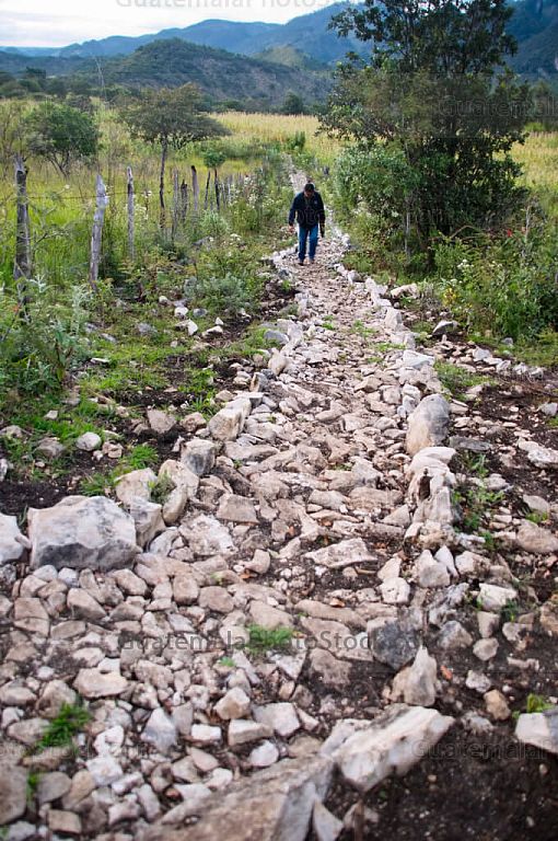 Sendero hacia el Hoyo Cimarrón