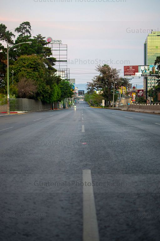 Calzada Roosevelt