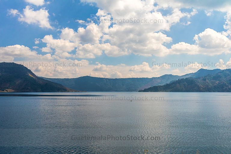 Laguna de Ayarzá