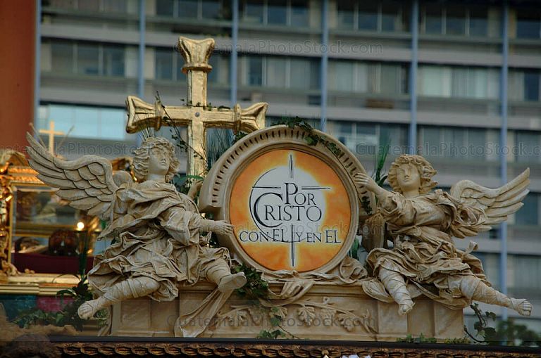 Anda procesional Cristo del Amor