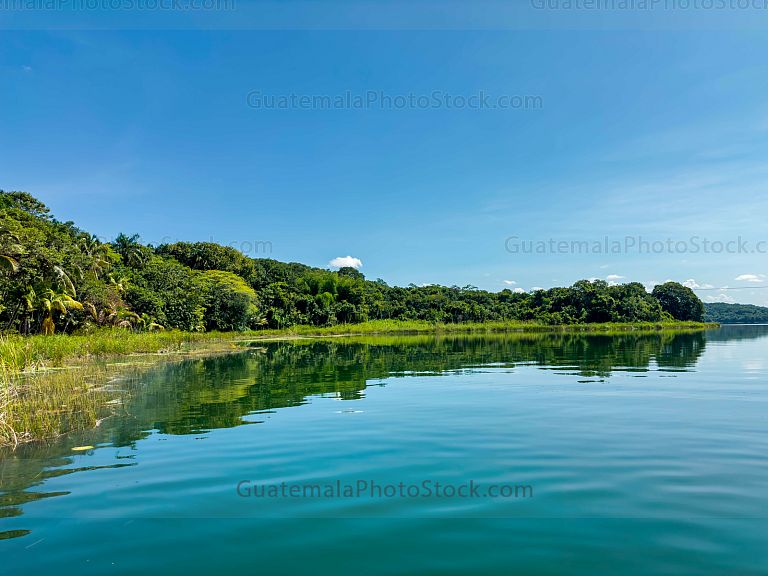 Lago Petén Itzá