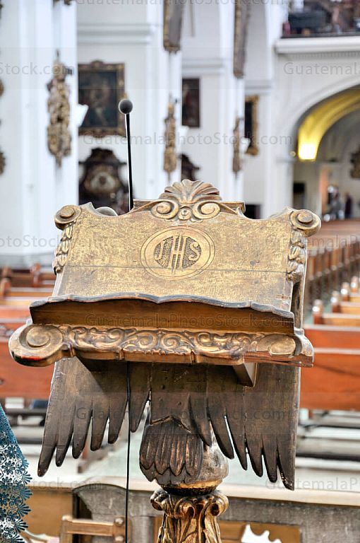 Ambón, Iglesia de la Merced
