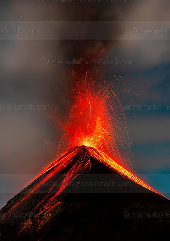 Erupción del Volcán de Fuego