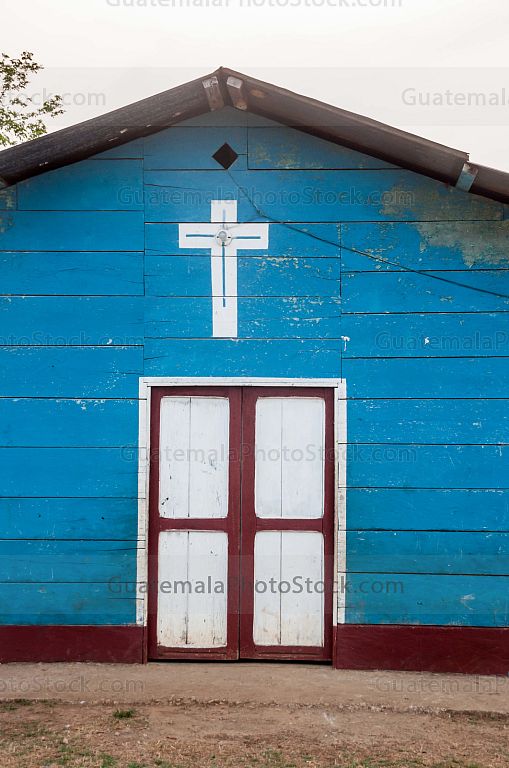 Fachada de Iglesia Católica en Chahal