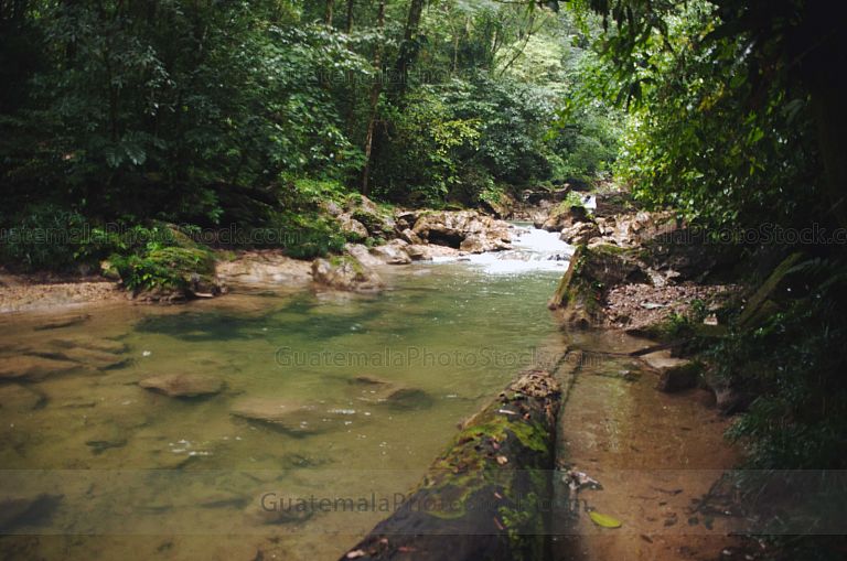 Río San Carlos Chancolín