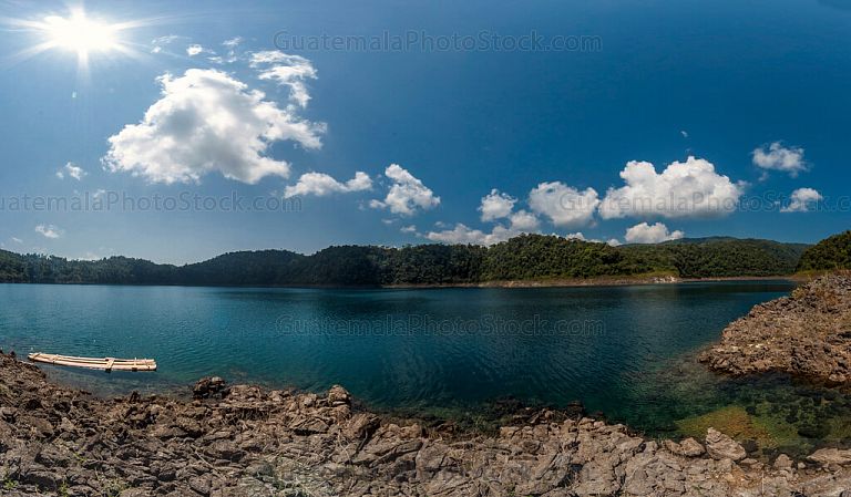 Panorama: Laguna de Maxbal