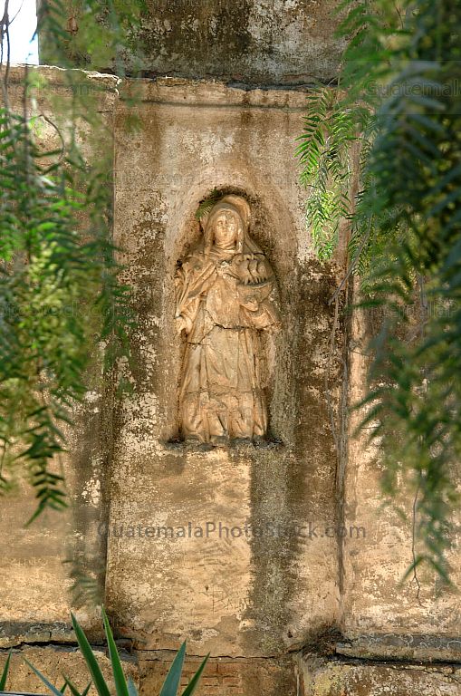 Fachada en ruinas