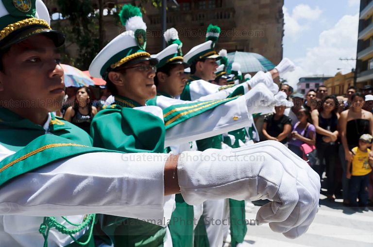 Gastadores en el Desfile del 15 de septiembre