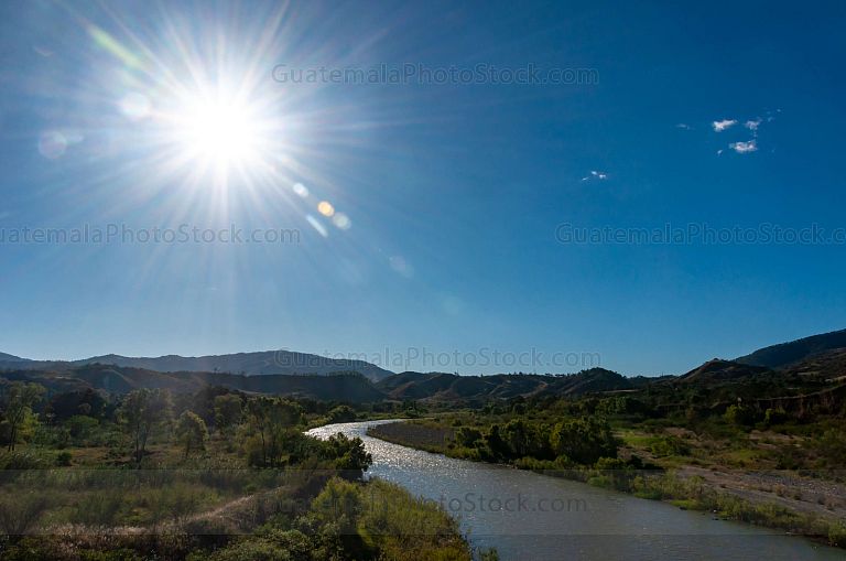 Río Negro en su paso por Sacapulas, Quiché