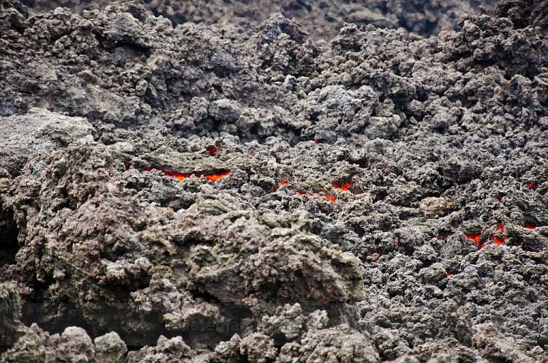 Río de lava en el Volcán de Pacaya