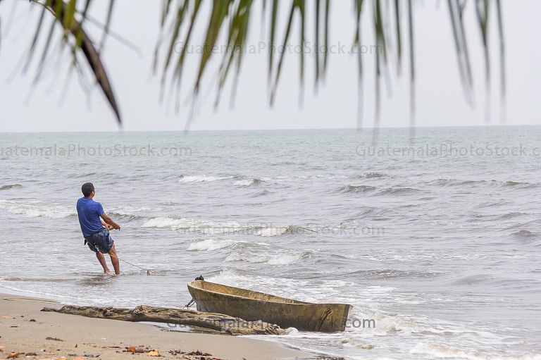 Pesca artesanal en el mar caribe