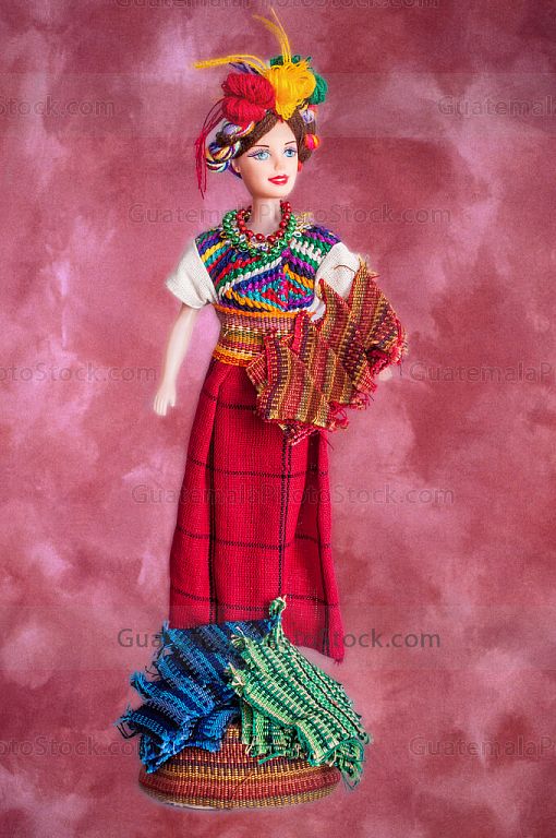 La muñeca barbie chapina