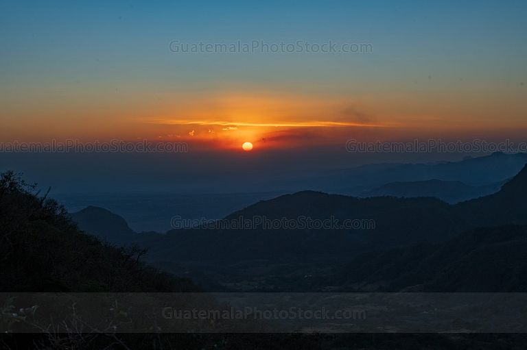 Paisaje de atardecer