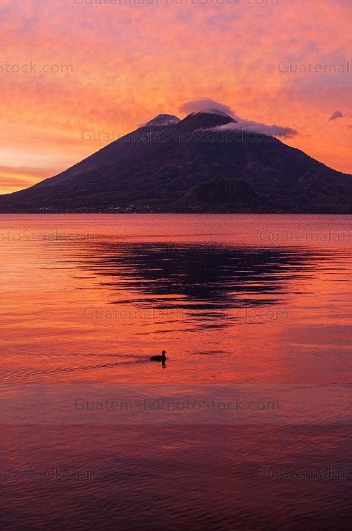 Amanecer en Atitlán, Sololá