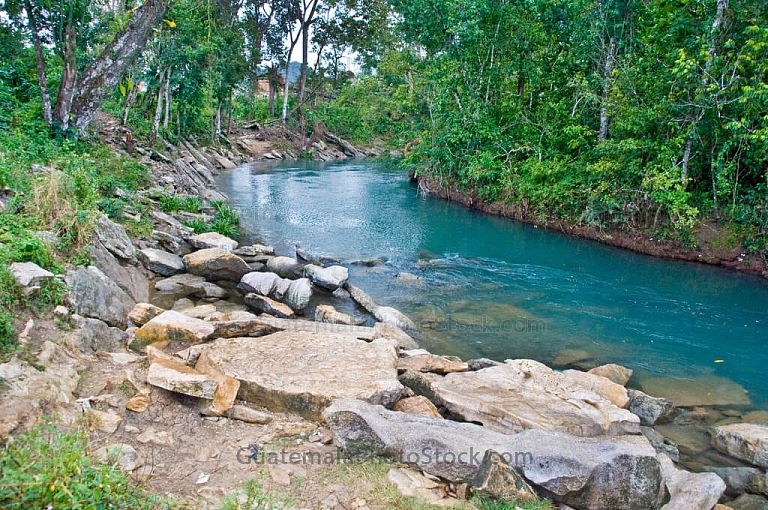 Río en la Transversal del Norte