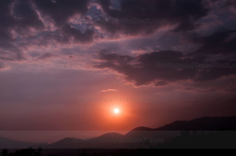 Atardeceres y celajes