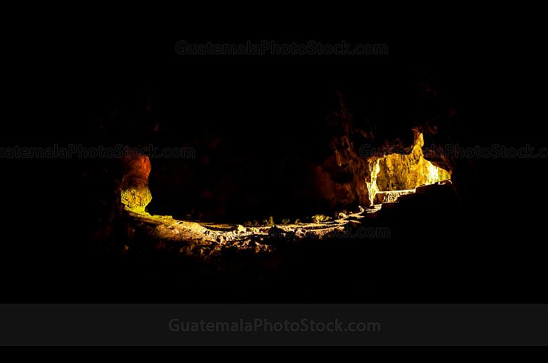 Ingreso a la cueva de Aktun Can