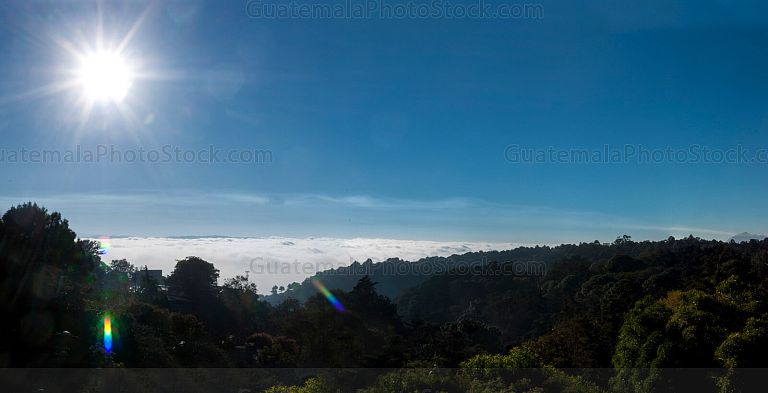 Ciudad de Guatemala bajo las nubes