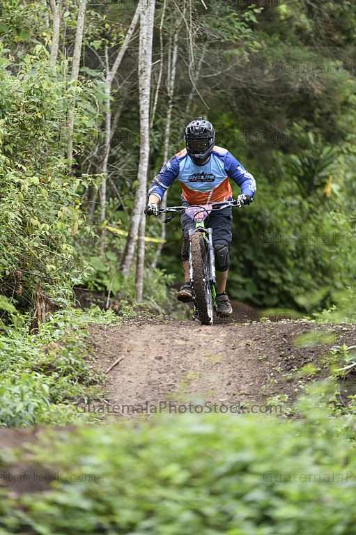 Carrera de bicicleta de montaña
