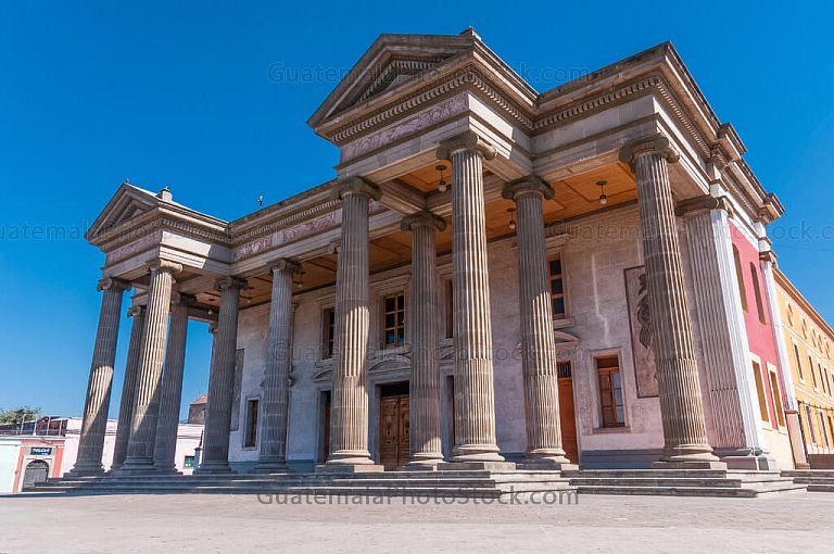 Fachada del Teatro Municipal