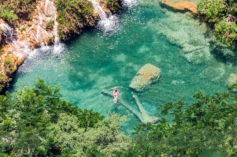 Pozaa de Semuc Champey