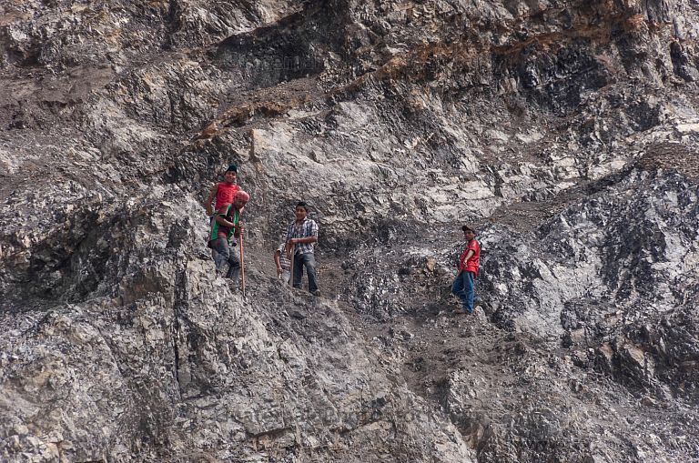 Mineros al aire libre