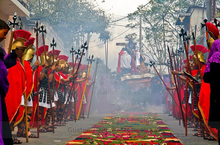 Romanos en el cortejo procesional